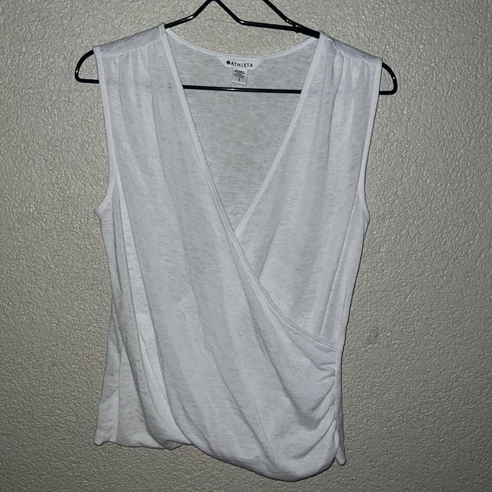 Athleta white top